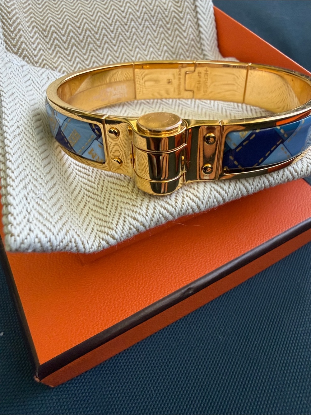 HERMES Bracelet Gold-Tone Hinged Bangle with Blue Enamel Inlay Like New